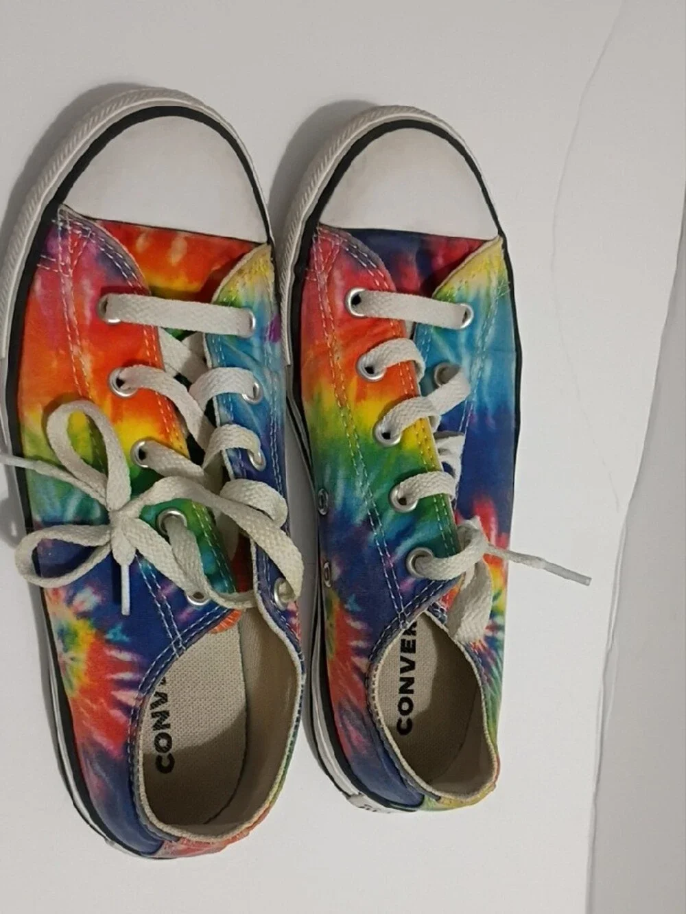 Kids Tie-Dye Converse Lace-Up Sneakers - Multicolor